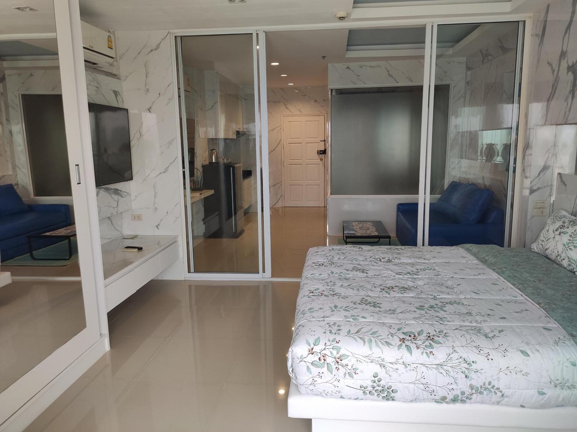 View Talay 6 Pattaya Beach By Anatolia Condo Suite Bagian luar foto