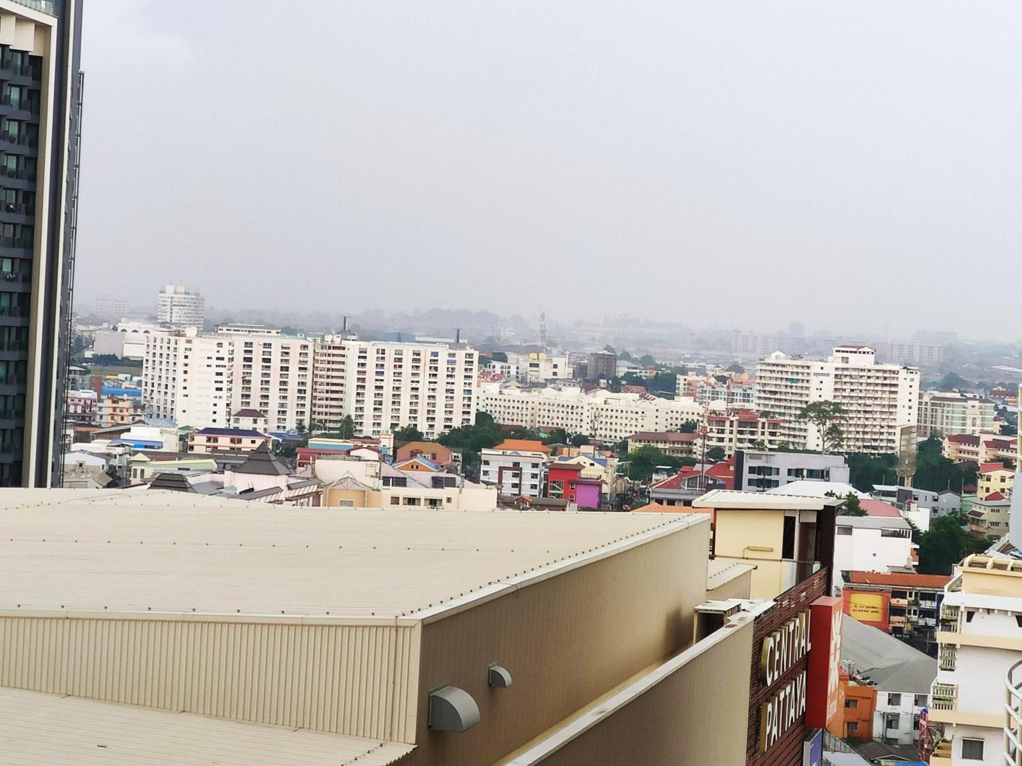 View Talay 6 Pattaya Beach By Anatolia Condo Suite Bagian luar foto