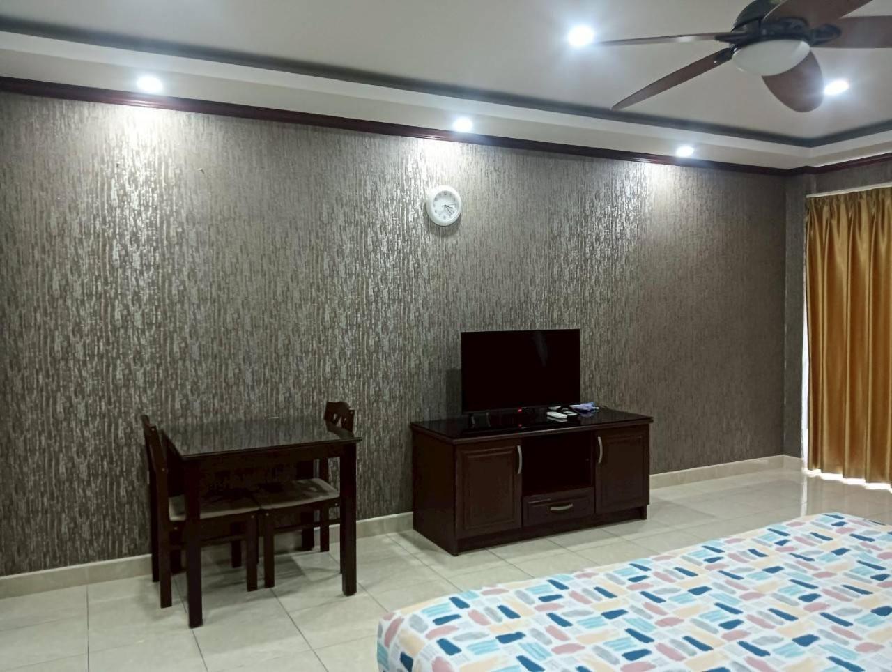 View Talay 6 Pattaya Beach By Anatolia Condo Suite Bagian luar foto